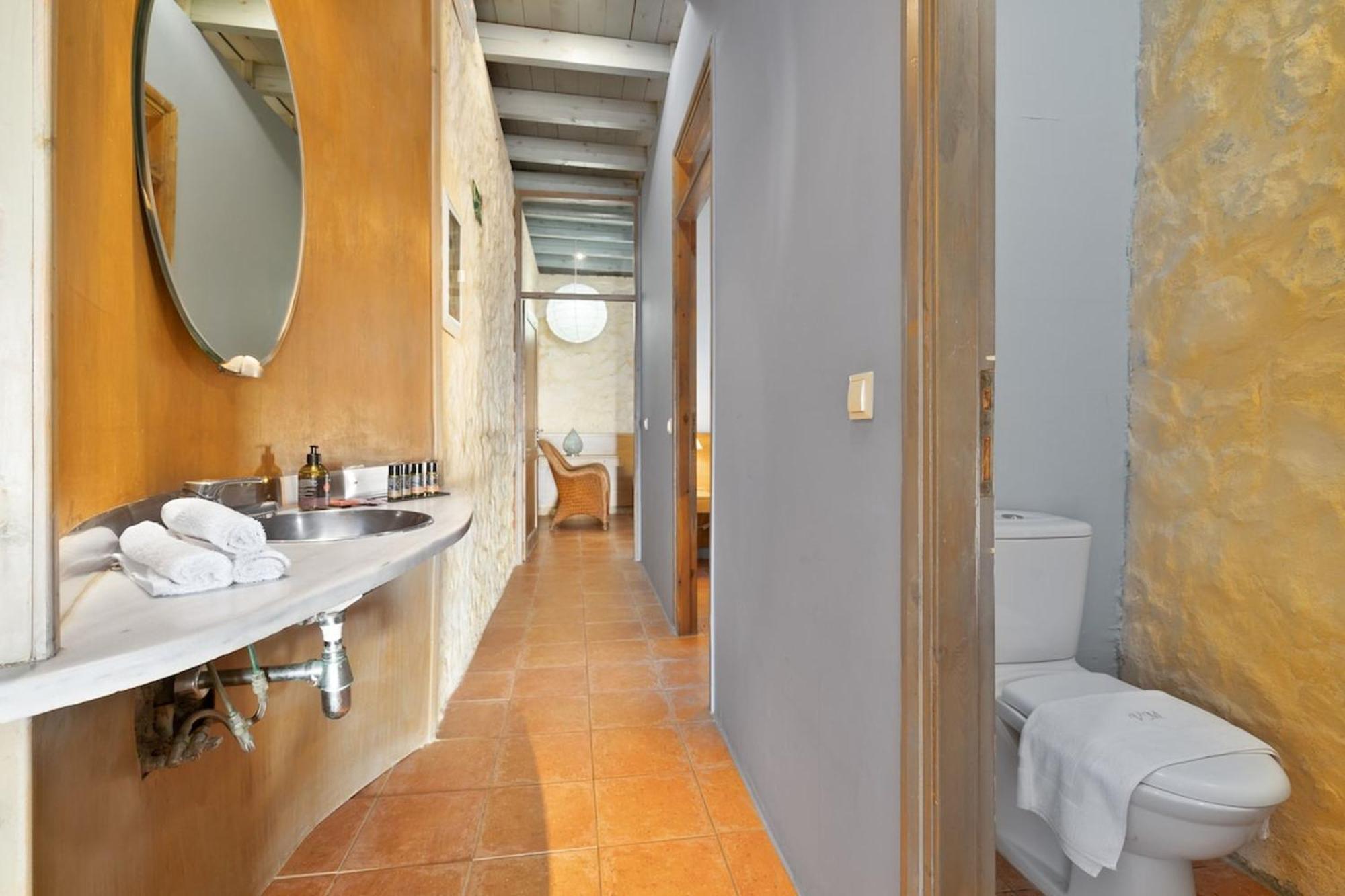 Villa Mediterranea, With Heated Pool Livadia  Bagian luar foto
