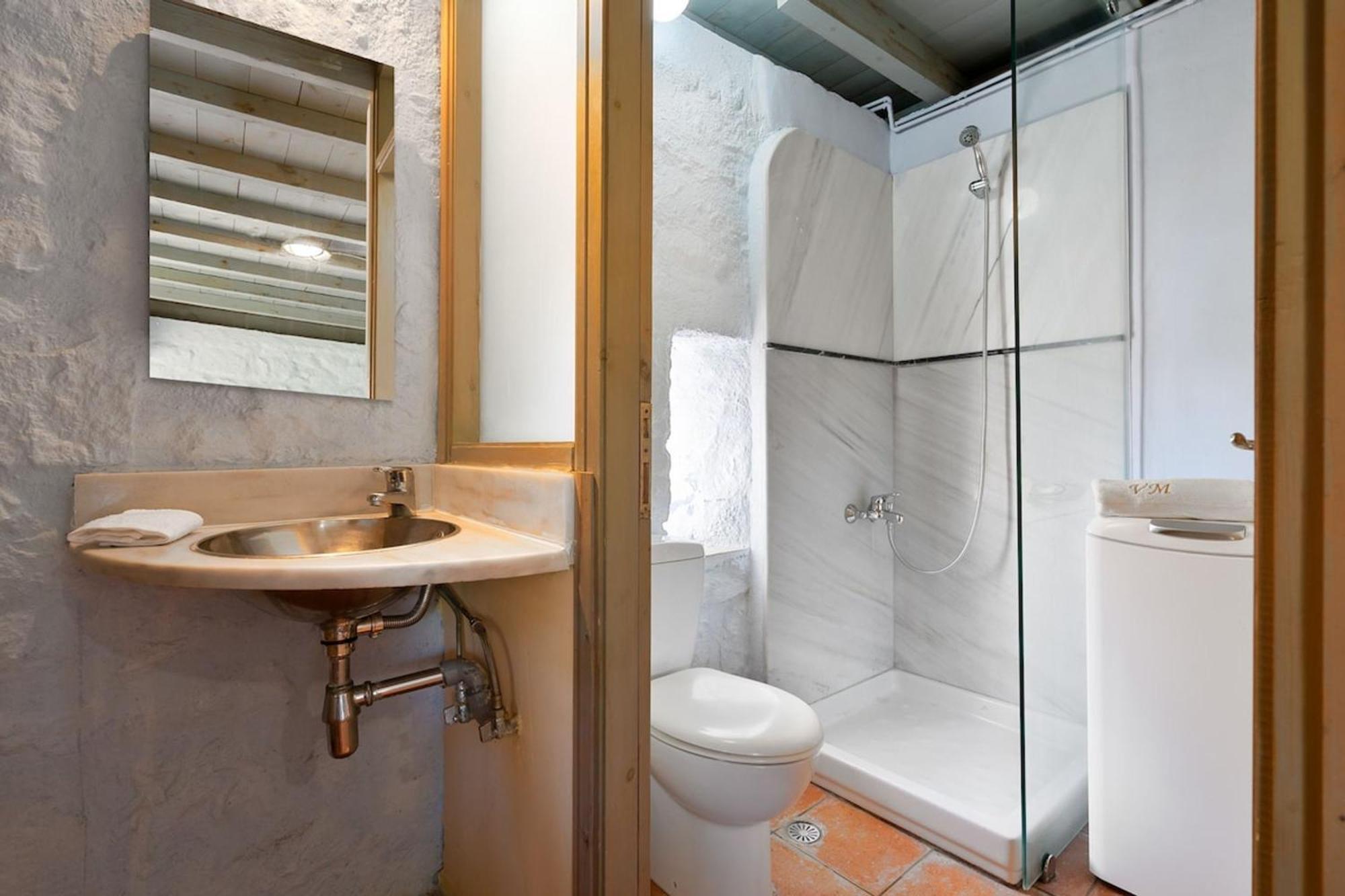 Villa Mediterranea, With Heated Pool Livadia  Bagian luar foto